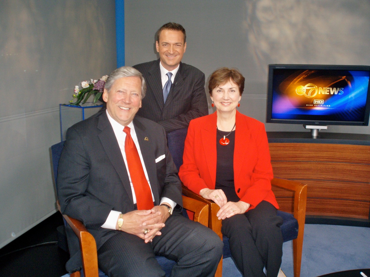 Love and Marriage Experts, Dr. Charles D. Schmitz and Dr. Elizabeth A. Schmitz inteview on WGN Morning News